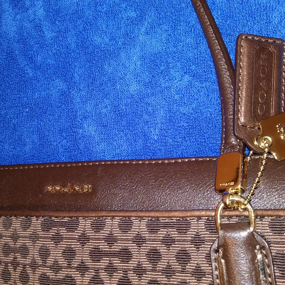 Coach Mahogany Kimberly Carryall Bag - Picture 5 of 7